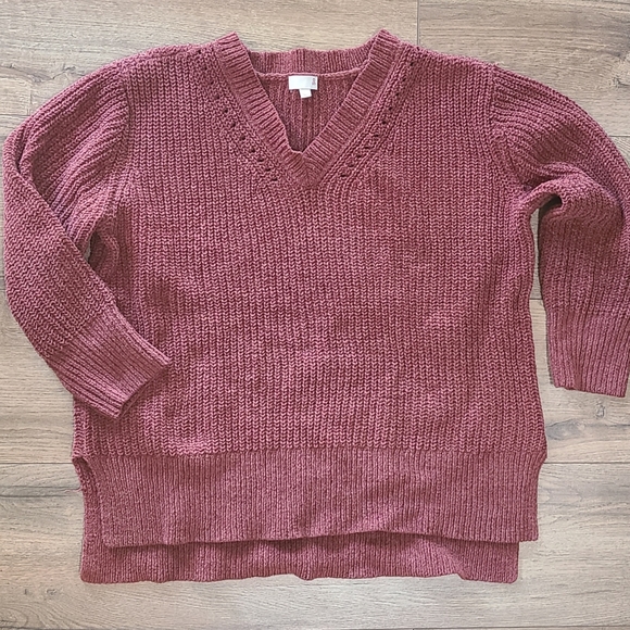 Barely Worn- SO - Rust Colored Squared Hem Pullover Sweater- V-neck  Size Large - Picture 3 of 4